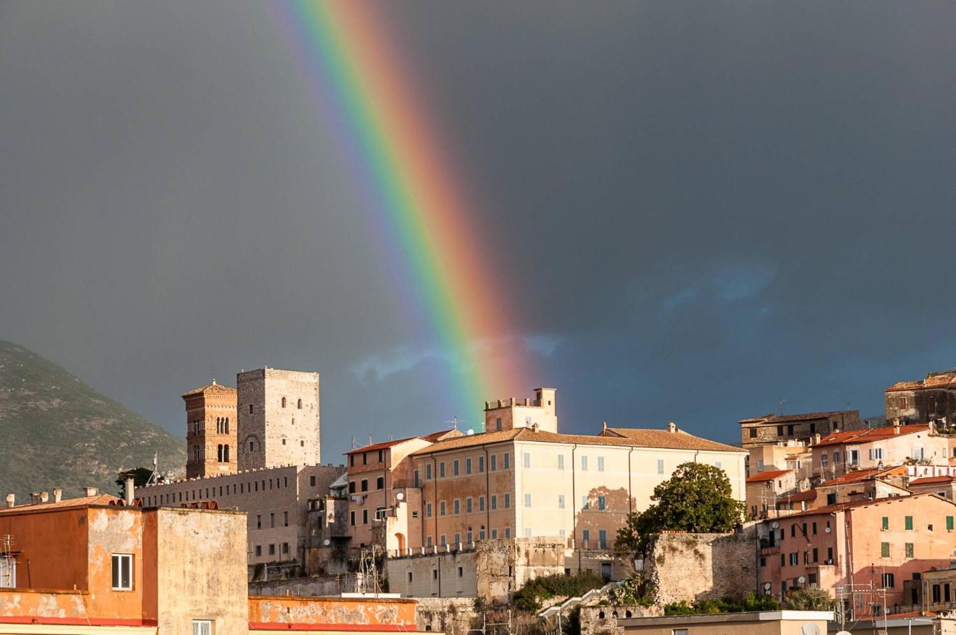 Апартаменты Abouterracina - Maestrale Экстерьер фото